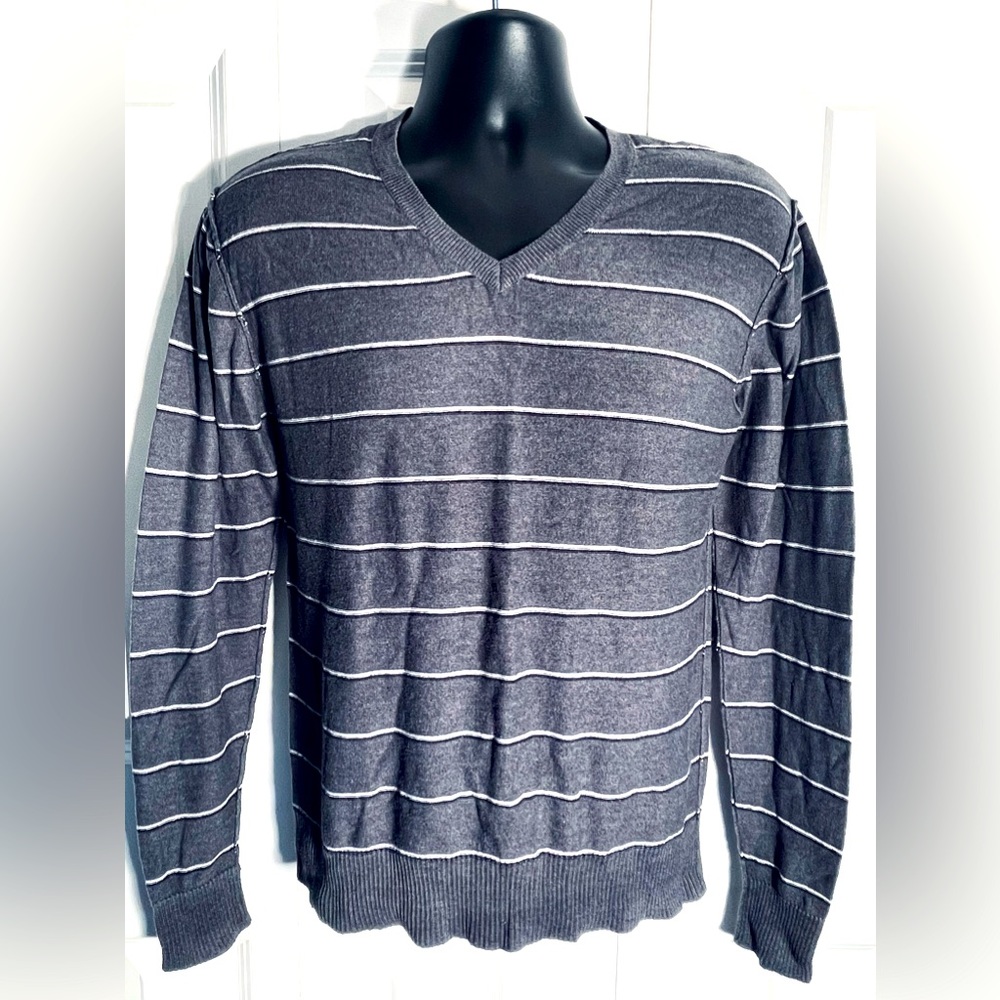 BKE Men's Long Sleeved Sweater Tee